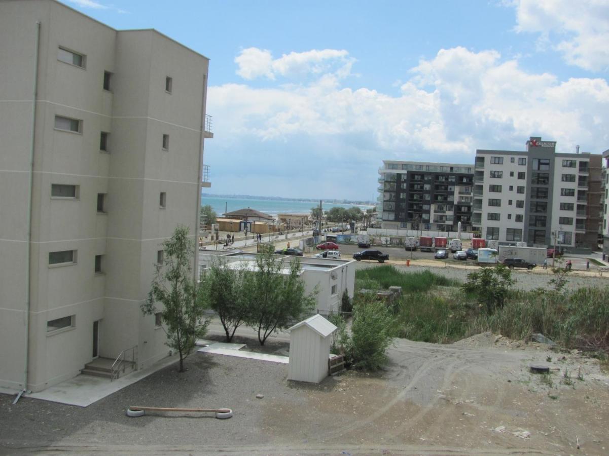 Apartamente Azzurro On The Beach Năvodari Buitenkant foto